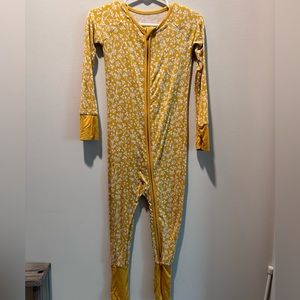 Little Sleepies yellow poppy Zippie 2T